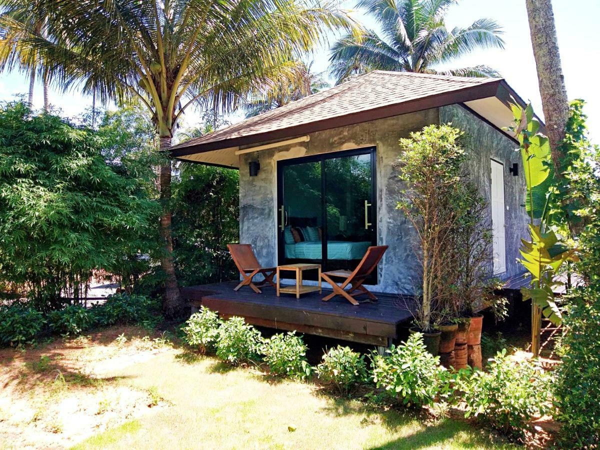 Medee Resort Ko Kut Exterior foto